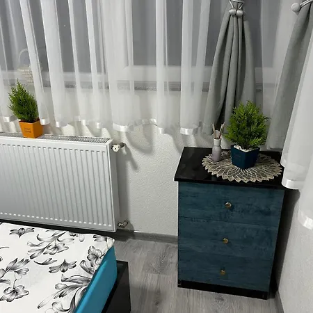 Royal Sa Garazom I Klimom *