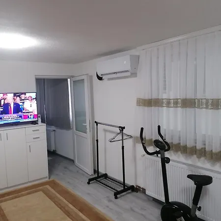 شقة Royal Sa Garazom I Klimom *